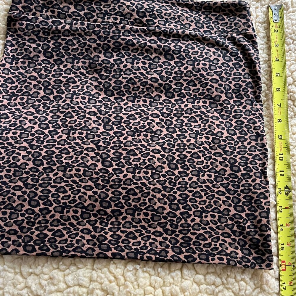 Women's Xhileration Animal print spandex mini skirt - new with tags - Size M